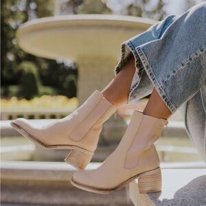 Free People Essential Chelsea Boot
